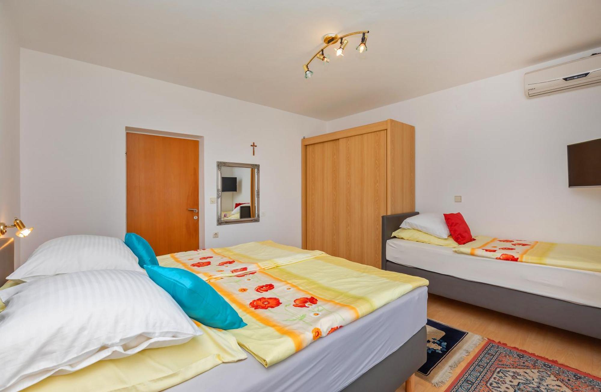 Apartmani Galic 2 믈리니 외부 사진